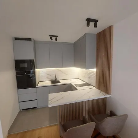 Imperial East سراييفو